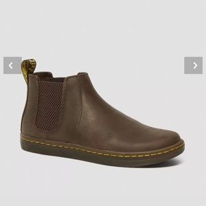 Dr. Martens Katya Chelsea boot
